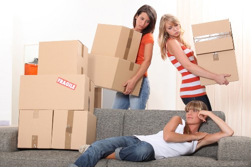 Hackney flat move with access and parking considerations