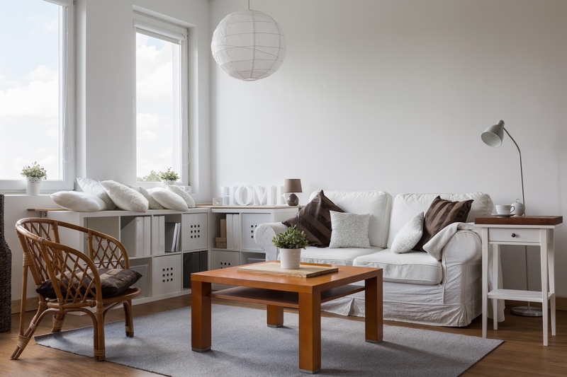 Boxes and furniture prepared for house movers in Hackney